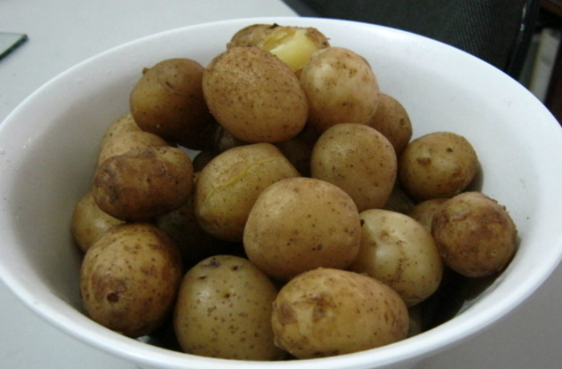 Картофель без духовки. Способы приготовления картофеля. Картофель обыкновенный быстрого приготовления. Паве из картофеля. Способы приготовления картофеля маленькие картофелины.