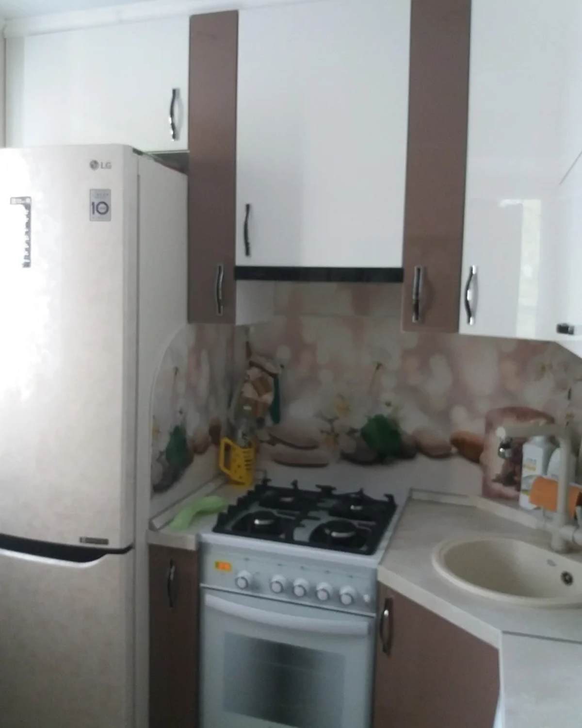 Кухня 5 5 метров хрущевка с колонкой и холодильником